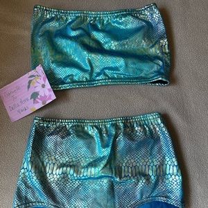 SOLD 🩵Rave with mi gente 2 piece blue metallic set